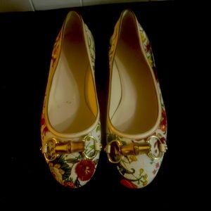 Gucci Flora Print Bamboo  Flats Size 7.5B